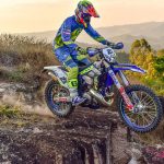 Hard Enduro: Rinaldi reforça linha off-road para motocicletas com o pneu SR Hard