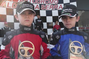 Kart: Irmãos Fernandes disputaram Copa Noturna da Amizade e conheceram traçado invertido de Aldeia