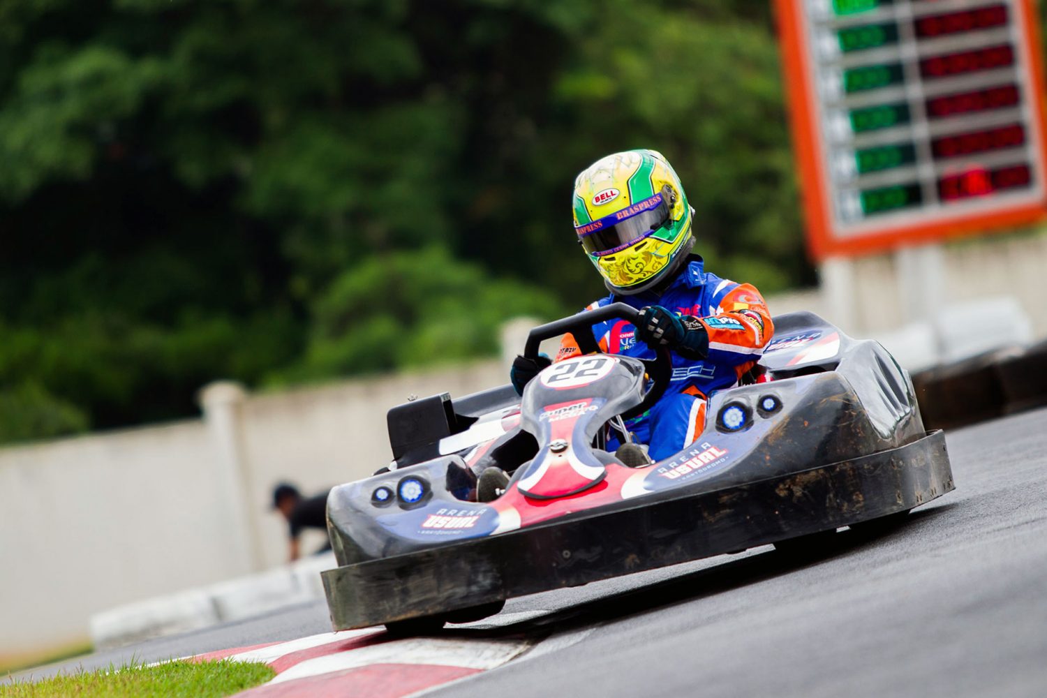 Kart: Alberto Otazú não se classificou no Monster Kart Experience