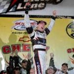 Nascar: Harvick vence em Richmond