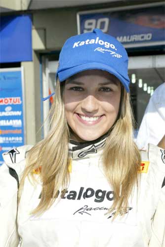 Informações: Fernanda Parra estréia Blog Oficial no SpeedRacing.com.br