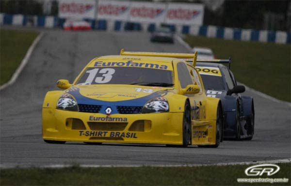 Informações: Confira fotos da Super Clio no nosso álbum