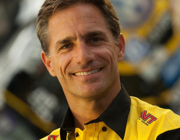 CBA: Felipe Giaffone participa de seminário da FIA