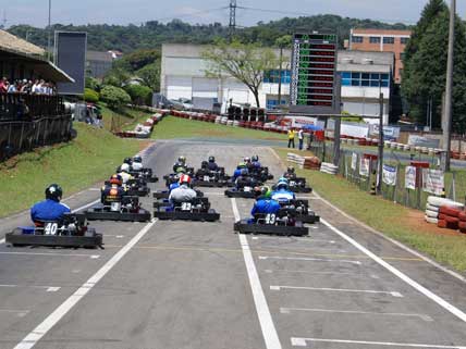 Kart: 1º Brasileiro de Kart Indoor na Granja Vianna reuniu 258 pilotos