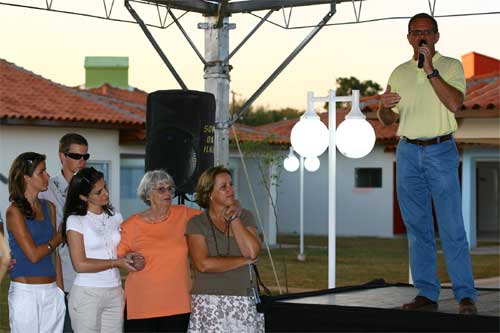 Informações: Sob forte emoção, Ingo Hoffmann inaugura obra para abrigar crianças com câncer