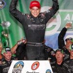 NASCAR Truck Series: James Buescher vence em Chicago