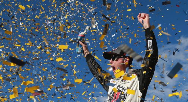 NASCAR Monster Energy Cup Series: Kevin Harvick vence em Las Vegas