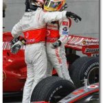 F1: Hamilton diz que será ‘belo desafiar Alonso na Ferrari’