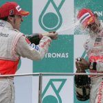 F1: Hamilton é o segundo piloto da Fórmula 1 a estrear com dois pódios seguidos