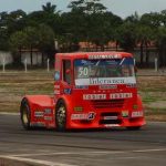 Truck: Piloto Fred Marinelli corre mesmo o com braço quebrado
