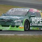 Stock Light: LÁ­der Marcos Gomes largará na segunda fila