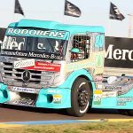 Truck: Ramires adota pista de Curitiba como sua sede informal após 400 voltas em testes