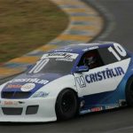 Stock Jr.: CauÁª Carvalho larga na frente