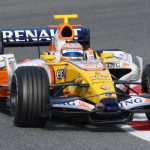F1: Nelsinho Piquet finaliza penúltima sessão de testes antes da estréia