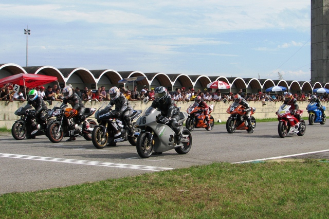 Moto: Tudo pronto para o inÁ­cio do Brasileiro de Motovelocidade 2010