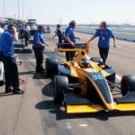 Indy Lights: Rodrigo Barbosa acerta carro para classificação em Long Beach