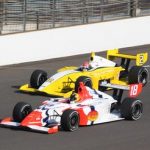 Indy Lights: Rodrigo Barbosa larga em 11º no trioval de Kentucky