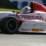 F-Renault: Envolvido em acidente, Mario Romancini abandona etapa de Vitória