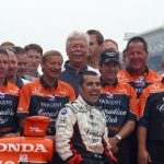 Indy 500: Franchitti comemora vitória com equipe, esposa e cão