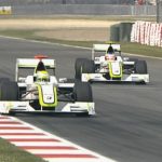 F1: Button crava a pole e brasileiros dividem 2ª fila