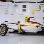 F1: Com atraso, HRT lança carro e consegue ir Á  pista em Barcelona