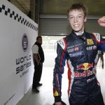 F1: Toro Rosso anuncia russo Daniill Kvyat para 2014