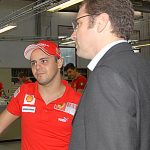 F1: Massa chega em Maranello e comemora “volta para casa”