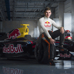F1: Toro Rosso anuncia contratação de jovem piloto para temporada de 2015