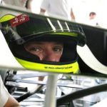 F1: Barrichello paga US$ 200 mil para ir ao espaço