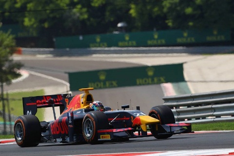 GP2 Series: Pierre Gasly e Sergey Sirotkin vencem na Hungria