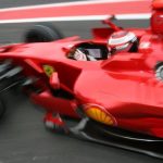 F1: Raikkonen pretende ultrapassar Trulli logo na largada