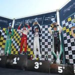 Mercedes-Benz Grand Challenge: Edson Jr. leva a melhor sobre Marcio Campos em briga emocionante e ve