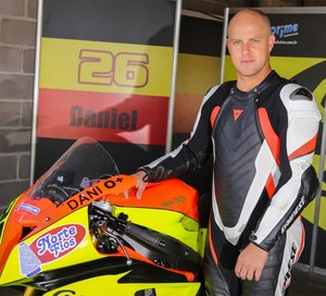 Moto 1000 GP: Acidente em treino livre tira a vida do piloto Daniel Lenzi em Curitiba