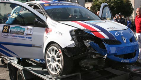 Rally: Robert Kubica bate e abandona Rally Taormina-Messina