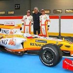 F1: Renault lança novo carro com bico e cores diferentes