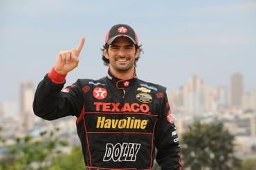 Stock: Thiago Camilo sairá na pole position em Londrina