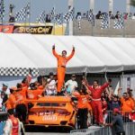 Stock: Marcos Gomes vence prova curta em Cascavel
