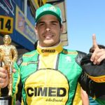 Stock: Em treino emocionante, Marcos Gomes crava terceira pole e mira o milhão
