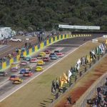 Stock: Cacá Bueno e Rubens Barrichello vencem em Cascavel