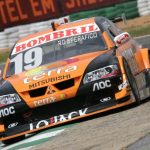 Stock: Troca de pneus leva Rodrigo Sperafico ao oitavo lugar da Stock Car em Viamão