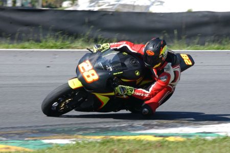 Superbike: Implacável, Maycon Zandavalli vence pela primeira vez