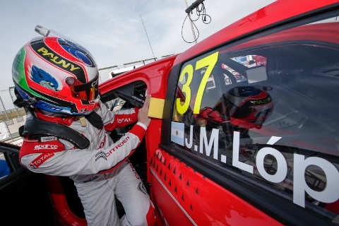 WTCC: Tiago Monteiro e José MarÁ­a López vencem na Eslováquia