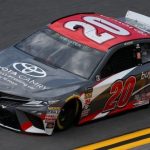 NASCAR Monster Energy Cup Series: Erik Jones vence prova repleta de acidentes em Daytona