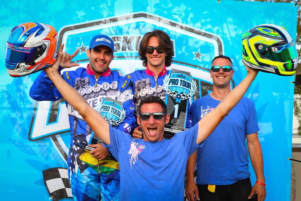 Paulo e Pedro Lopes fazem a festa no pÃ³dio de New Castle com a equipe RPG