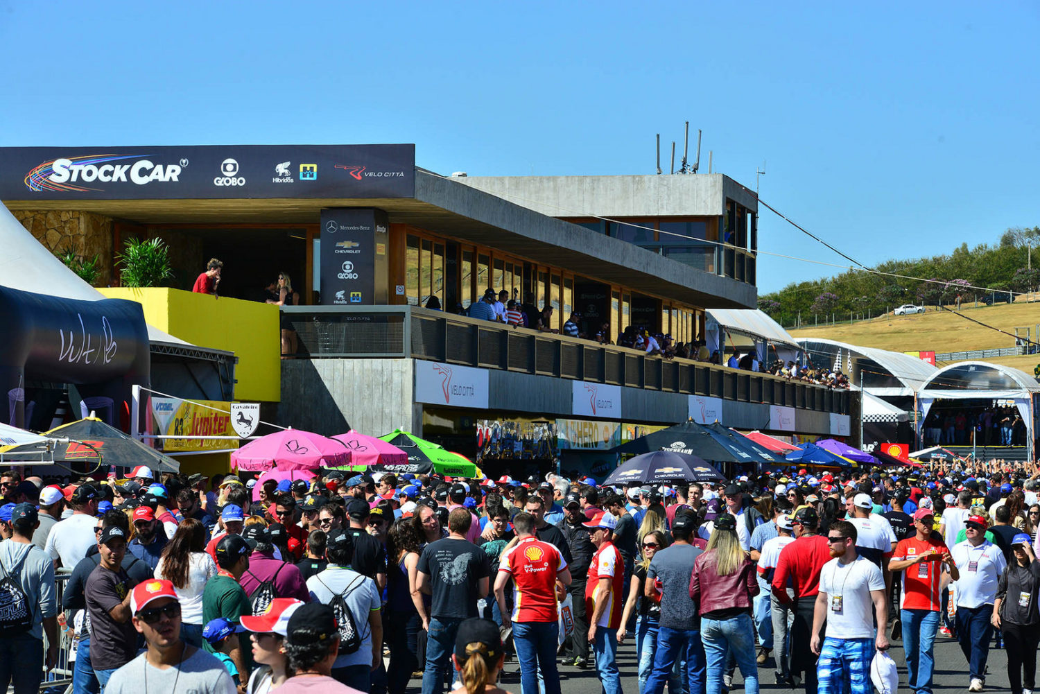 Velo CittÁ proporciona conforto para público que acompanha a Stock Car