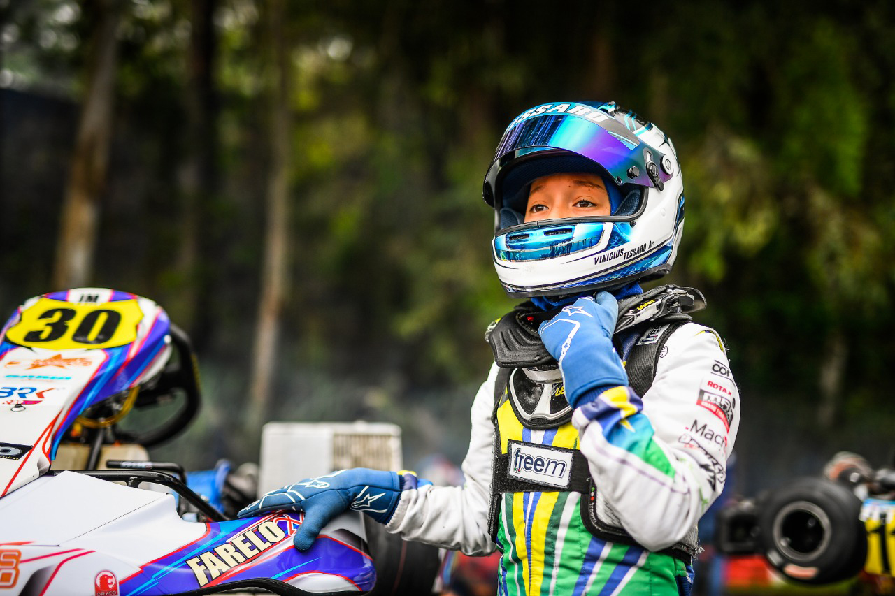Kart: VinÁ­cius Tessaro conquistou pódio no Light