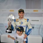 Stock Car: No molhado, Daniel Serra é o pole. LÁ­deres largam lado a lado em Goiânia
