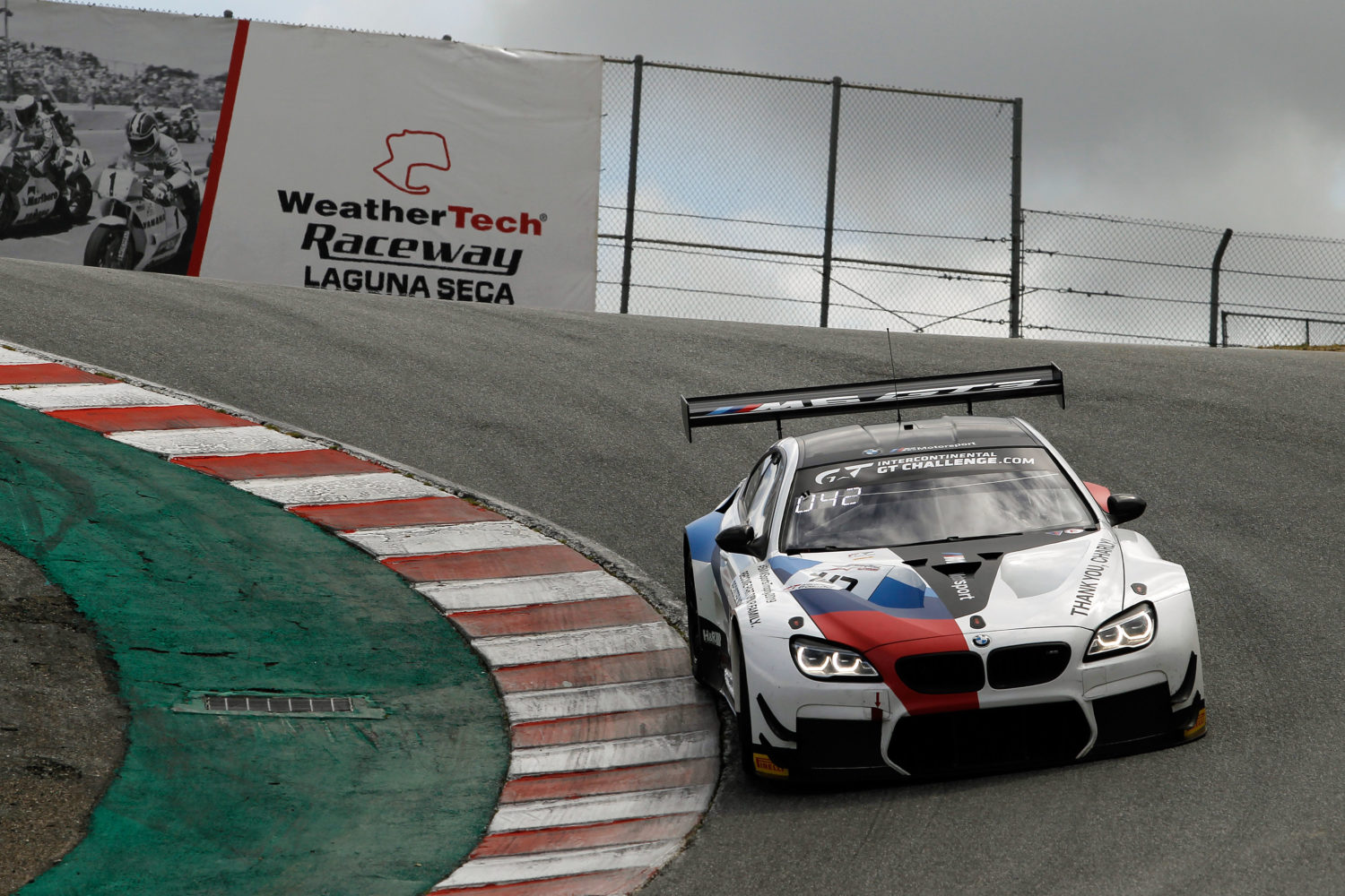 Augusto Farfus disputa as 8 Horas da California, em Laguna Seca, pelo Intercontinental GT Challenge