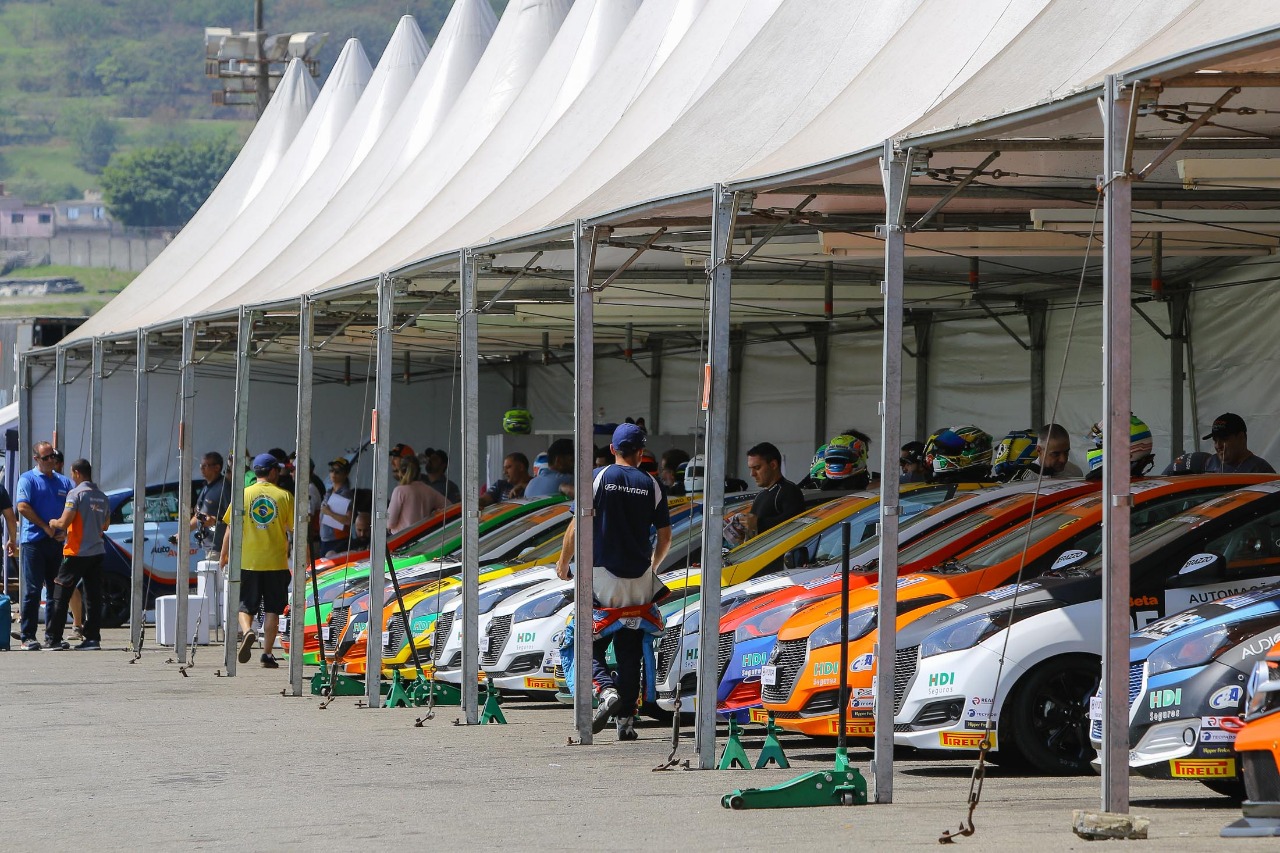 Boxes cheios em Interlagos