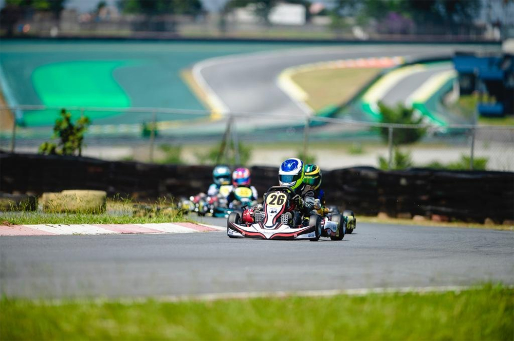 Kart: Pedro Lins compete pela Rotax Mini Max após sábado difÁ­cil na Copa São Paulo Light